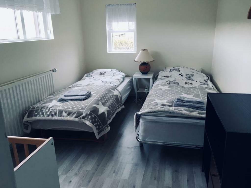 Godafoss Hlitharendi Guesthouse מראה חיצוני תמונה